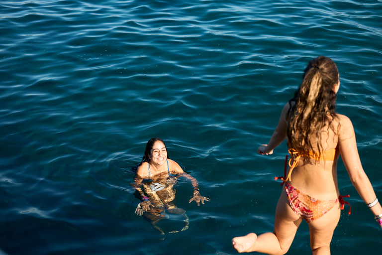 Ibiza: Formentera Boat Trip with Food, Drinks, & Bike Tour All- Inclusive Boat&Bike Tour in Formentera I Origin Edition