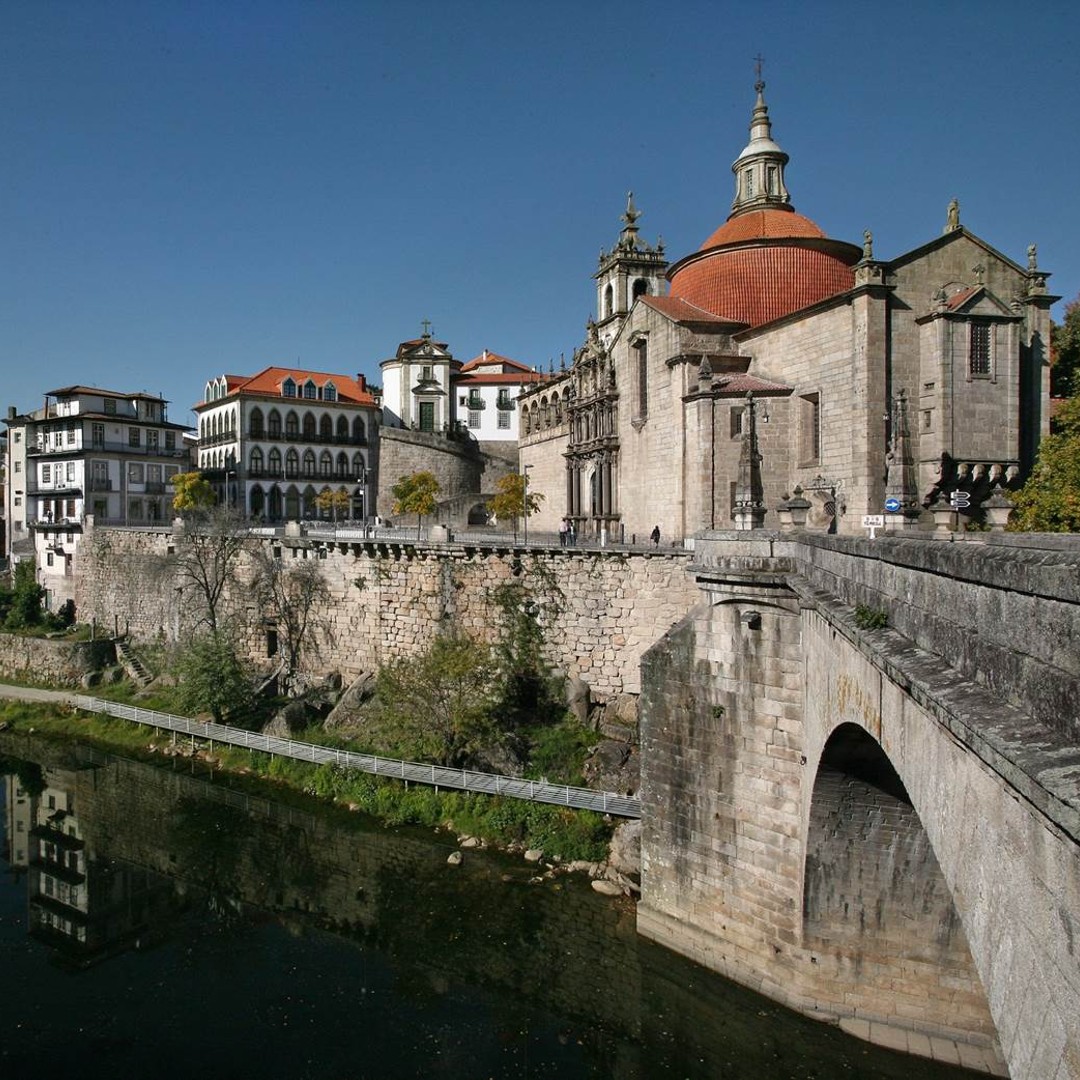 Colagem de mídia