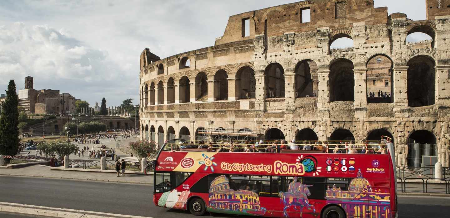 Rom: Hop-on-Hop-off-Bustour und Eintrittskarte für das Kolosseum