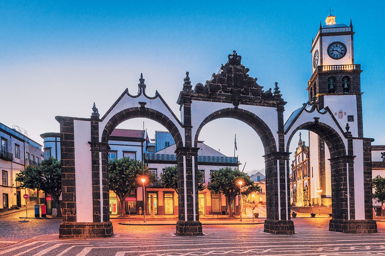 Half Day City Tour in Beautiful Ponta Delgada DE/EN/PT