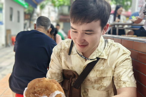 Guangzhou: tour gastronomico guidato della città vecchia con degustazioniGuangzhou: tour gastronomico guidato nella città vecchia con degustazioni