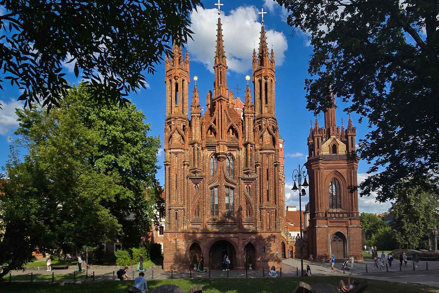 Jim's Saturday Tour from Vilnius to Trakai & Hill of Angels