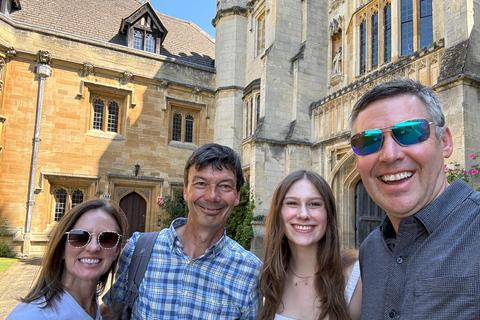 Oxford: Private Guided Walking Tour of University and City Oxford : Guided Walking Tour with optional college visit