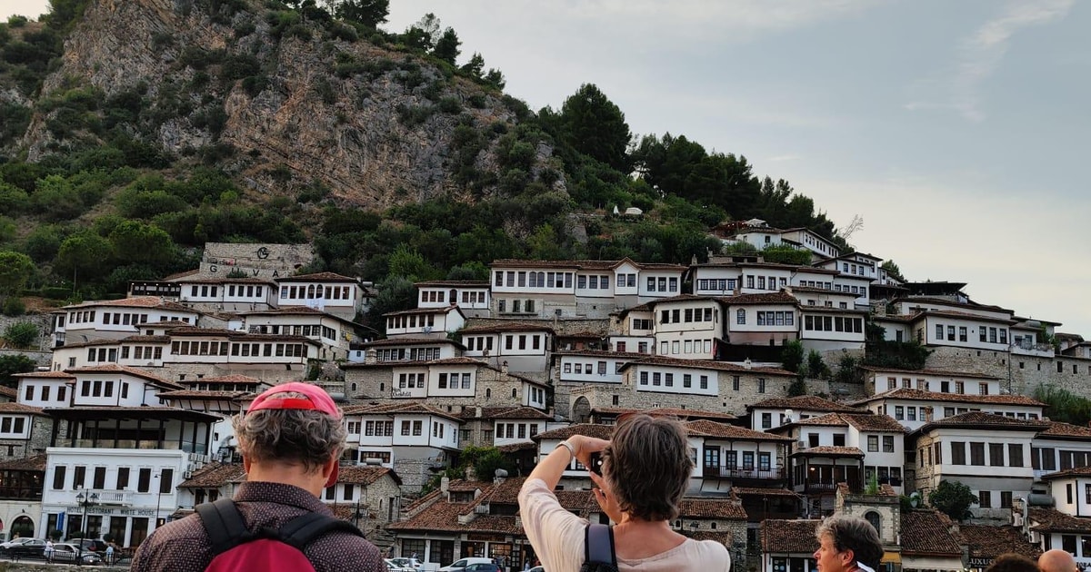 passeggiata-a-berat-la-citt-dalle-mille-finestre-di-1001-aa