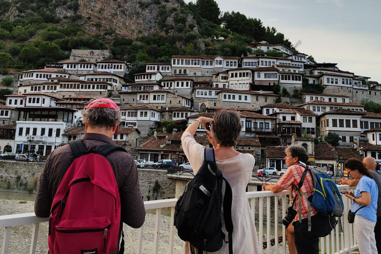 Berat stadsvandring - kulturell rundvandring med 1001 AA