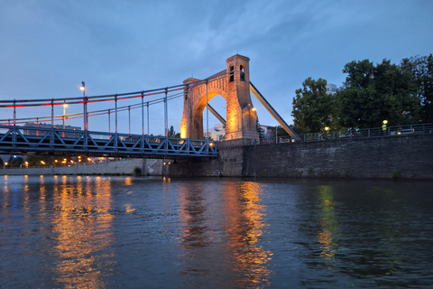 Wroclaw: Sunset Catamaran Cruise with Drink and Music