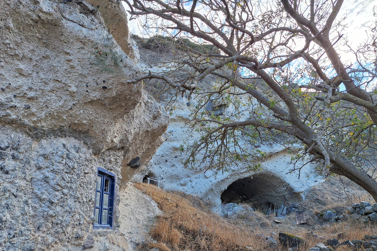 Santorini: Private Mesaria & Vothonas Village Walk and Lunch