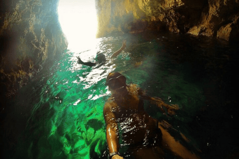 Comino : croisière en bateau vers le lagon bleu, le lagon de cristal et les grottes