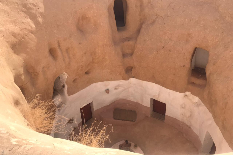 Private 2-Day Tour and Overnight in the Desert from Hammamet/Sousse