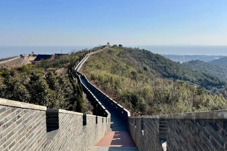 Shanghai: Yixing Little Great Wall Hike with Temple Visit private tour option