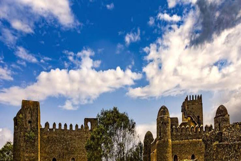 Addis Ababa: 4-Day Semien Mountains Hiking Tour & Flights
