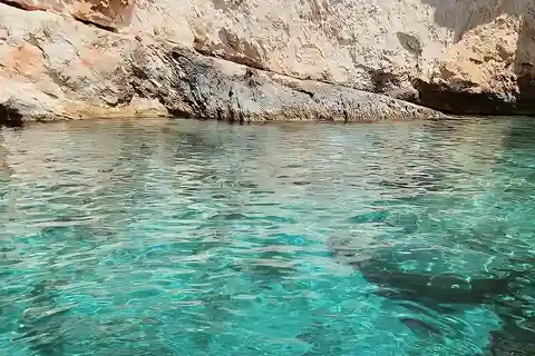 Pillirina, Ortigia, Grotte marine: Tour in barca e snorkeling