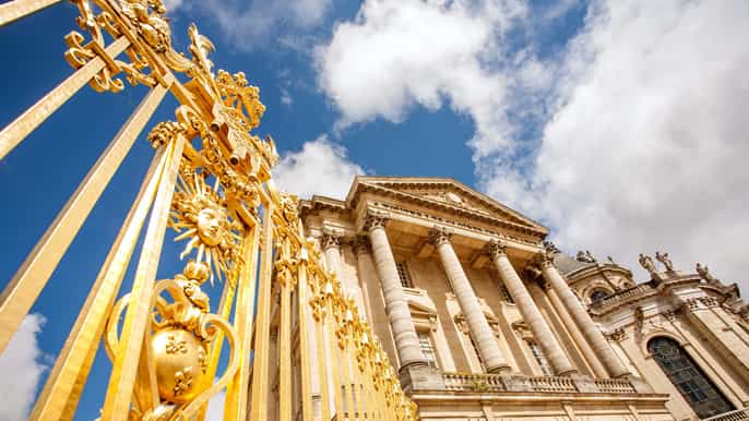 skip the line versailles tour from paris via train