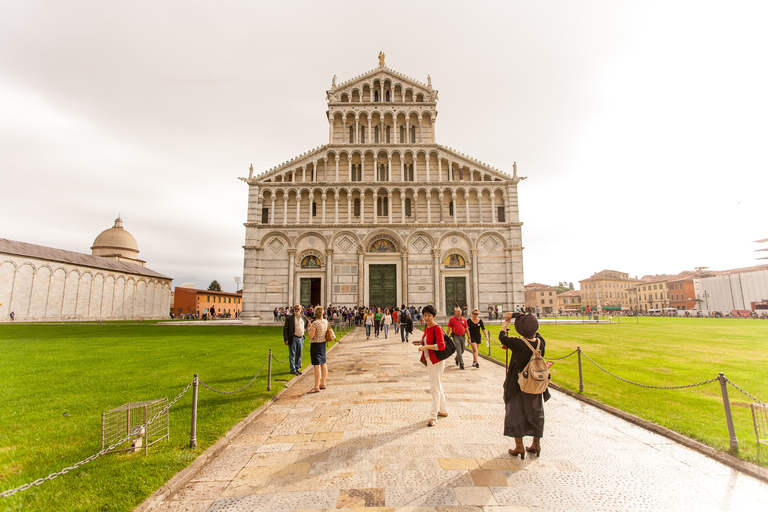 Pisa and Lucca Full-Day Tour Tour in English, Italian and Spanish