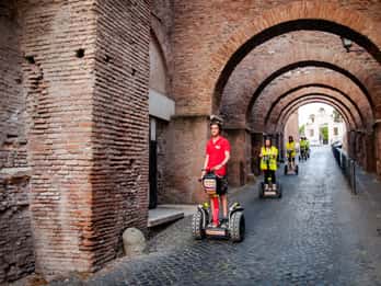 Rom bei Nacht: Segway-Tour mit Guide Rom bei Nacht: Segway-Tour mit Guide
