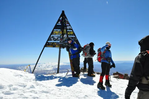 Excursión de 2 días para subir al Toubkal por el valle de Ait Mizane