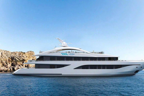 Leona 5 stars cruise explores Ha Long Bay extremely safely Leona 5 stars cruise explores Ha Long Bay:Pick up from Hanoi