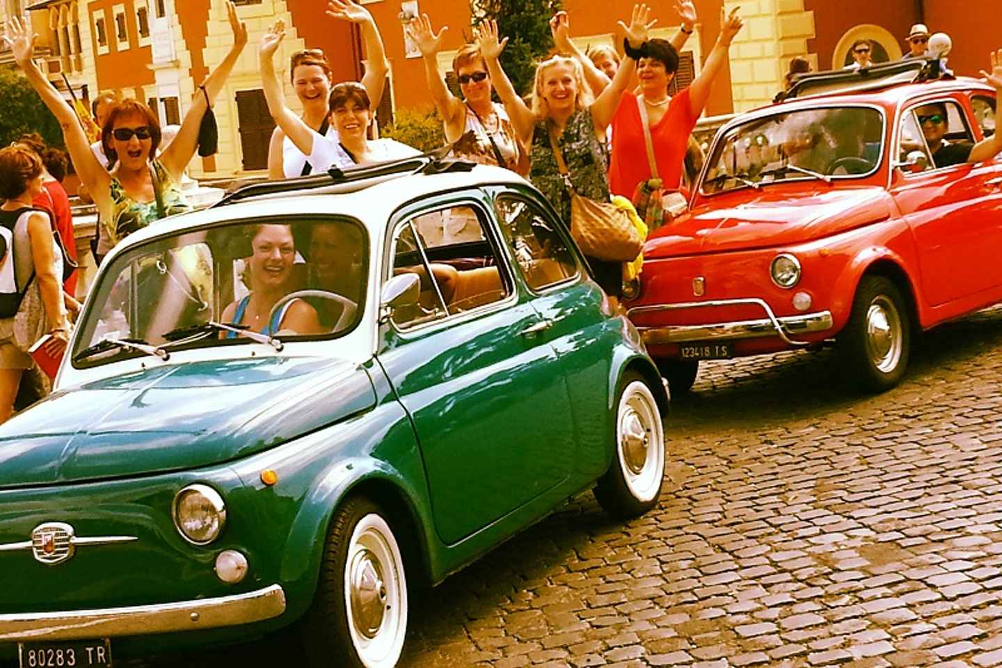 EXP Rome : 3h Driving Tour with Vintage Fiat 500 Classic Car