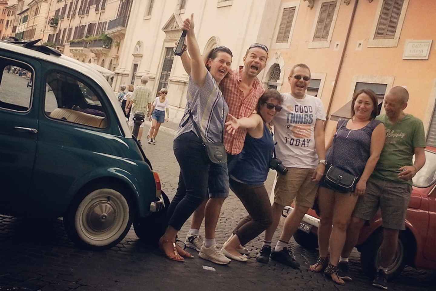 EXP Rome : 3h Driving Tour with Vintage Fiat 500 Classic Car