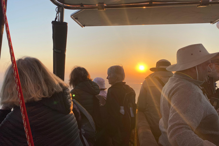 Luksor: Lot balonem nad Zachodnim Brzegiem przed wschodem słońca