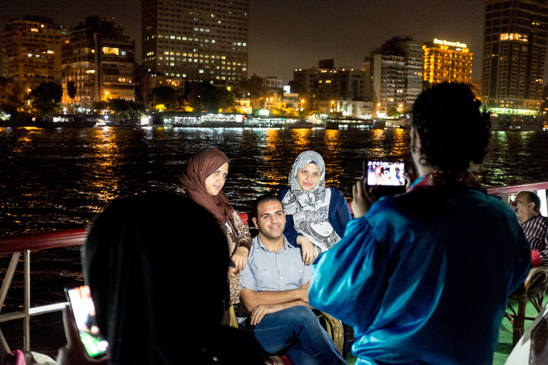 Le Caire : Dîner-croisière sur le NilLe Caire : Dîner-croisière sur le Nil - Circuit en groupe