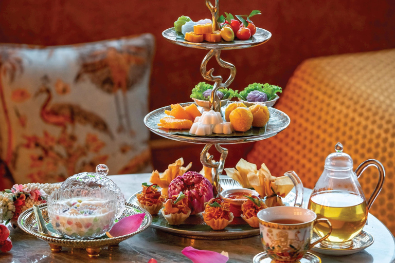 Akara Sky Hanuman Bangkok Ticket Daytime Ticket (11.00 - 15.30) + 1 Drink