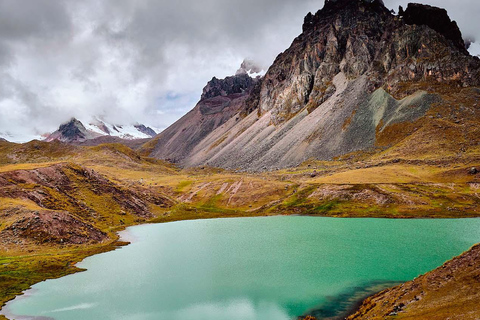 Cusco: 1-day Tour to the 7 lakes of Ausangate |with lunch|