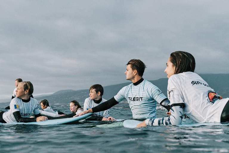 Tenerife: aula de surf em grupo pegue sua ondaTenerife: Aula de Surf, pegue sua onda!