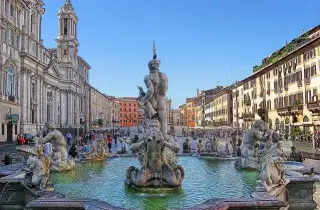 Ab Civitavecchia: Malerische Bustour durch Rom
