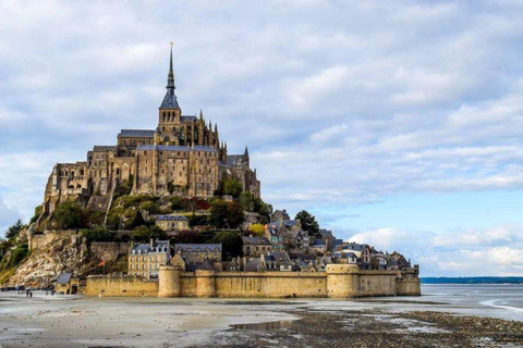 Normandy: Mont-Saint-Michel and Saint-Malo Private Shuttle