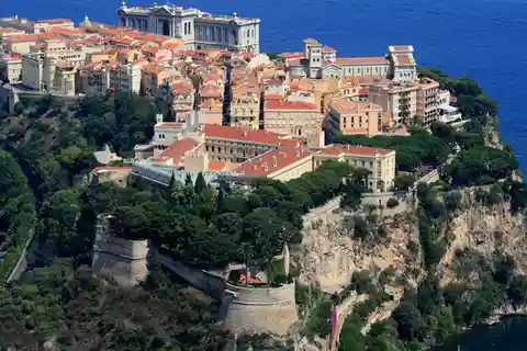 Excursão particular de meio dia à Riviera Francesa