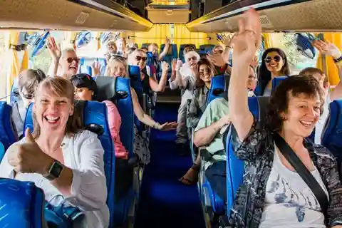 Transfer from Fez to Chefchaouen with small group (one way)