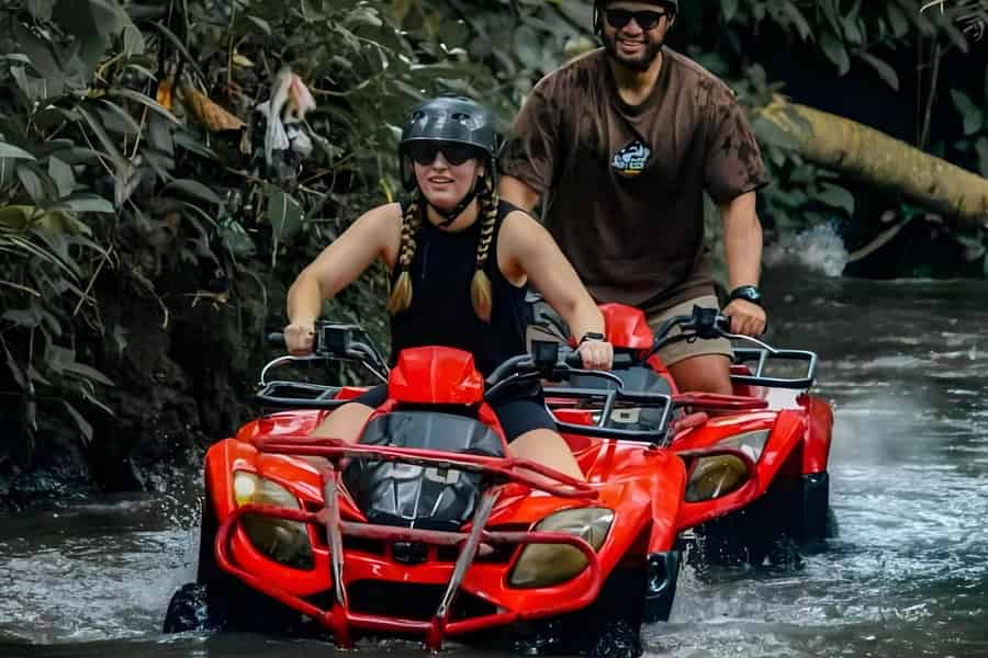 Ubud: Top-bewertete Quad-Tour auf Bali. Foto: GetYourGuide Ubud: Top-bewertete Quad-Tour auf Bali. Foto: GetYourGuide