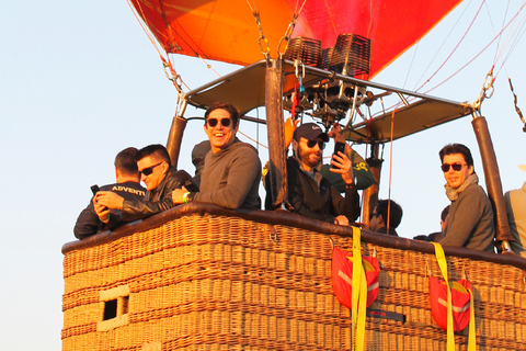 Teotihuacan: Varmluftsballongflygning Sky BalloonsTeotihuacan: Flyg med varmluftsballong med Sky Balloons