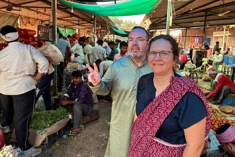 Delhi : excursion de 5 jours dans le Triangle d&#039;Or avec un guide germanophoneExcursion de 5 jours avec hébergement dans des hôtels 4 étoiles