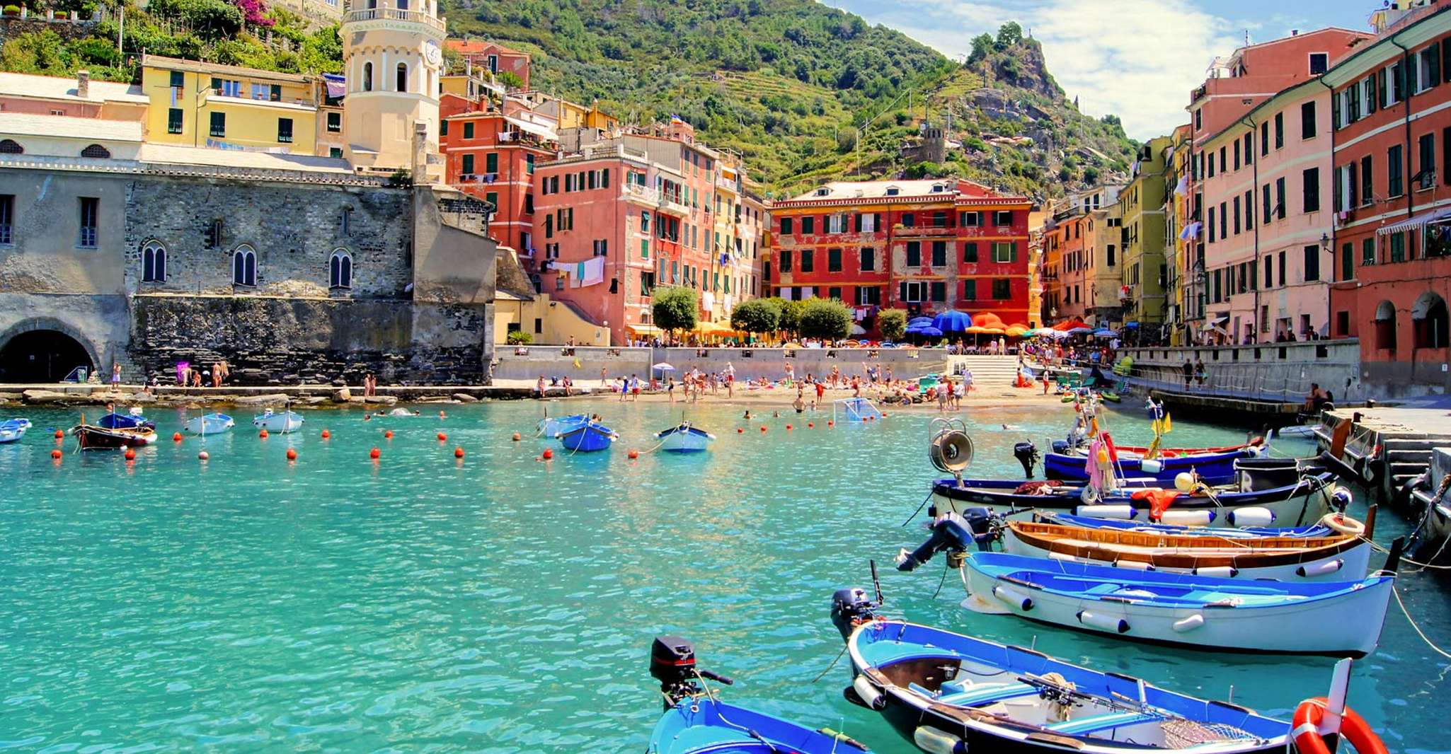 Grupo Pequeno Cinque Terre de Minivan de Lucca - Hizvo