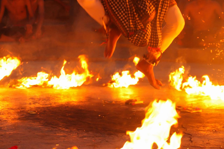 Bali: Uluwatu Temple Kecak & Fire Dance Show Ticket Kecak Dance Show Ticket - Session 1 (6PM Sunset)