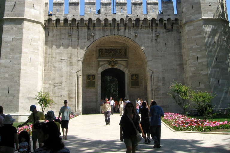 Skip the Line: Topkapı Palace Small-Group Tour Istanbul Essentials Half-Day Small Group Tour