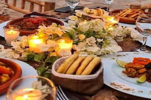 Paseo en buggy con camellos y cena con espectáculo en el desierto de Agafay.Paseo en buggy con camellos y cena con espectáculo en el desierto de Agafay