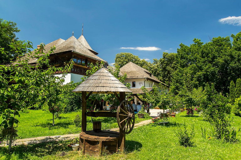 Save 20% Combo Peles, Dracula Castles + Bucharest Parliament All Entrance Tickets included 1-Day Bucharest Parliament