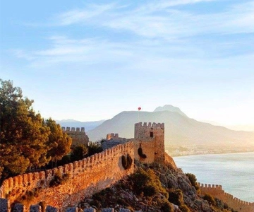 Alanya: City Tour with Cable Car and Damlatas Cave 3 in 1