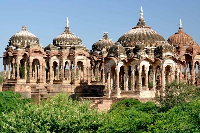 Traslado al aeropuerto de Jodhpur Premium: Cómodo y baratoTraslado al aeropuerto Desde: Ciudad De Jodhpur Al Aeropuerto De Jodhpur