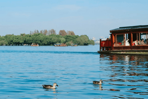 Enjoy Hangzhou Like Lords: West Lake’s Boat, Tea, Painting