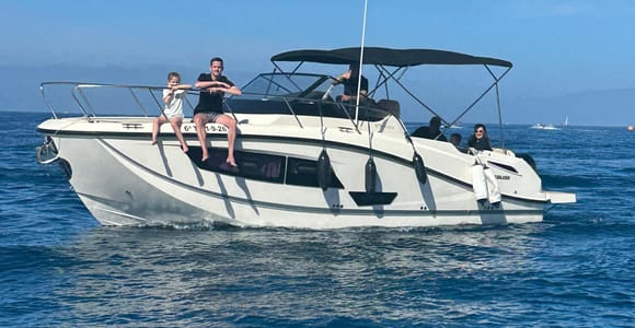 Tenerife: Private Charter up to 11 guests with Food & Drinks