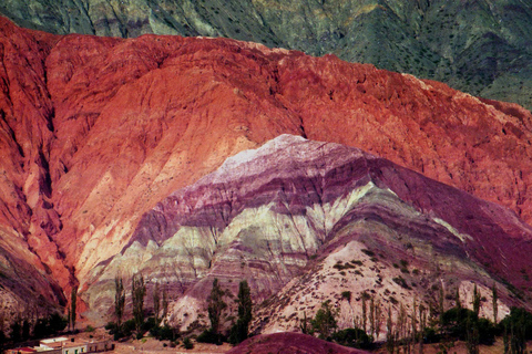 Multiculturele tour door de Humahuaca Vallei vanuit SaltaOntdek de Humahuaca Vallei