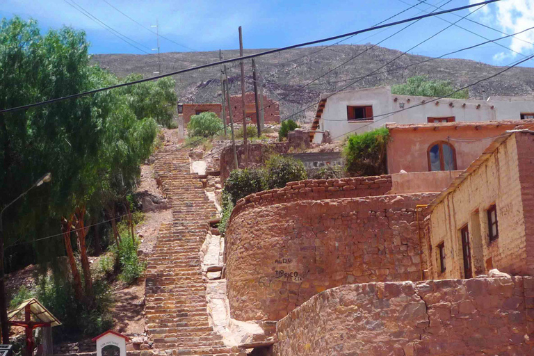 Multiculturele tour door de Humahuaca Vallei vanuit SaltaOntdek de Humahuaca Vallei