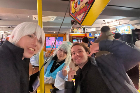Tokyo: Akihabara Retro Gaming Experience with Androids