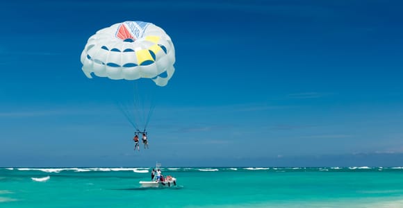 Punta Cana: Parasailing Experience with Hotel Pickup