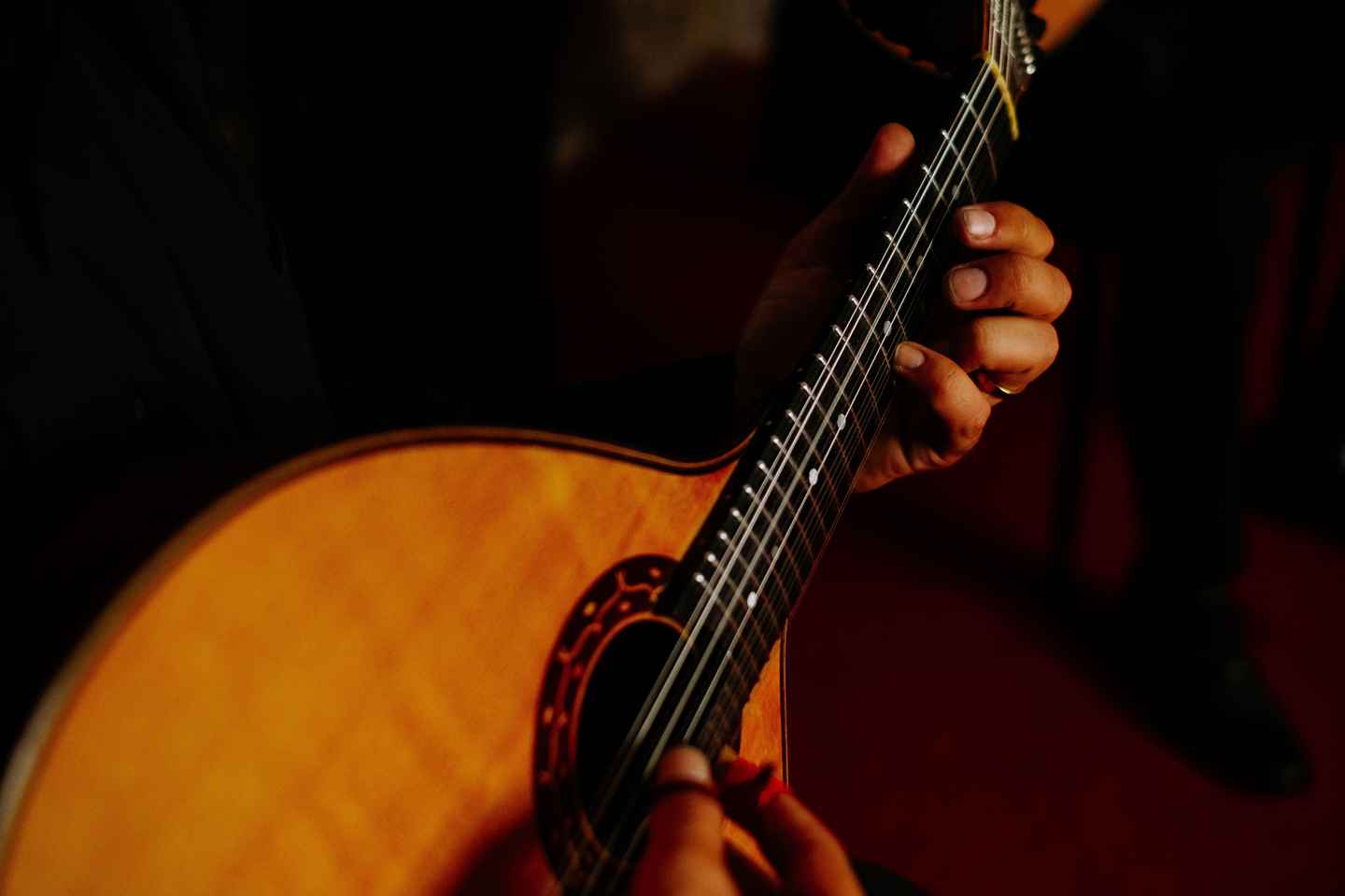 Fado-sýning í Funchal, Madeira, með Madeira-víni