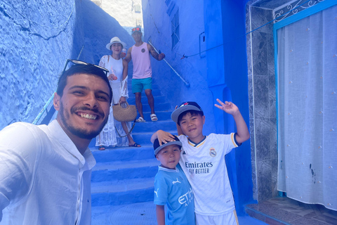 Chefchaouen: Hidden Gems Guided Tour with Mint Tea Private walking tour